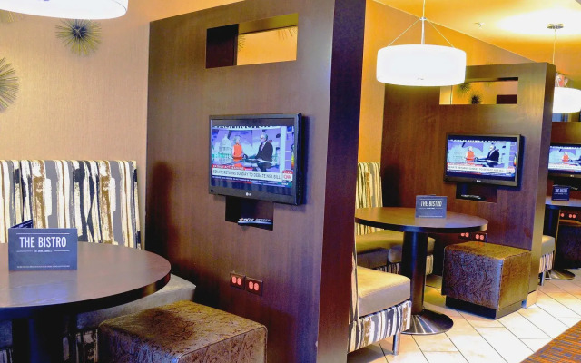 Courtyard By Marriott Vanderbilt-West End