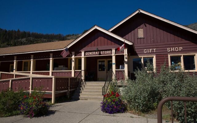 Rising Sun Motor Inn and Cabins - Inside the Park