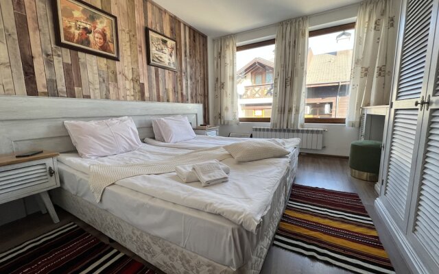 Cozy Stayinn Granat Maisonette - Next to Gondola Lift, Ideal for 4 Guests