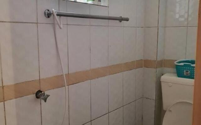 Lovely serviced studio with a free parking