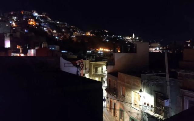 Embajadoras Apartment & Rooftop