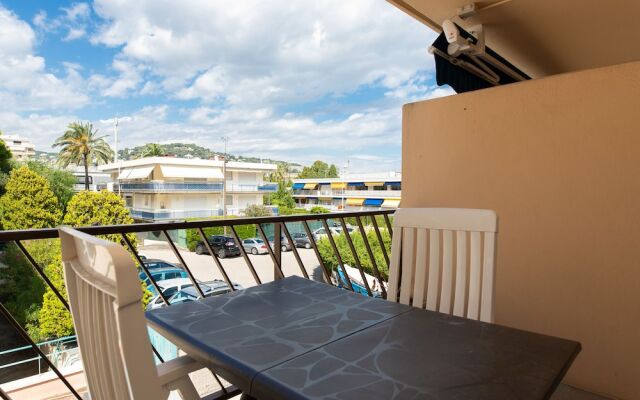 Vaneau Joli 2P avec terrasse palm beach