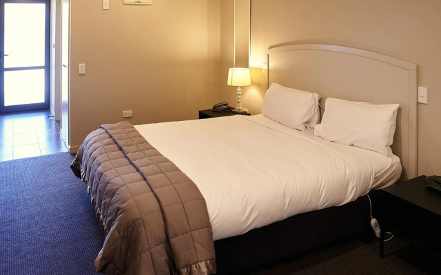 Azena Motels – Guest Rooms – Christchurch