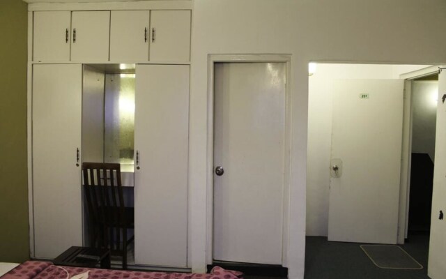 Yoho Skyshine Bungalow