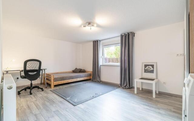 5650 Private Rooms