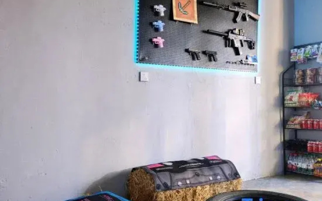 High Dimensions E-Sports Hotel