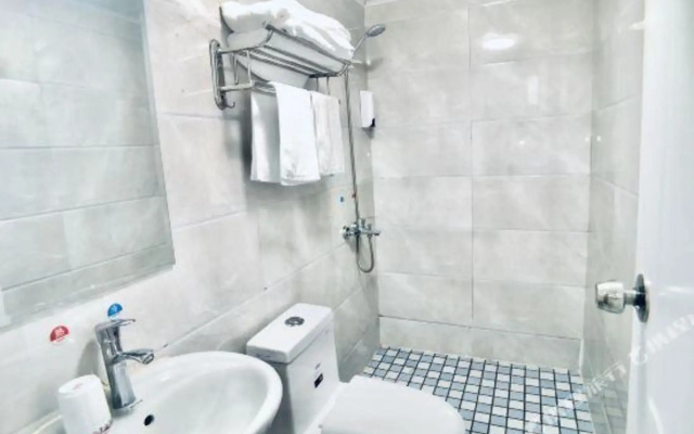 Wuhao Business Hotel