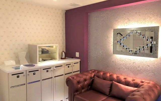 Hotel Raza - Adults Only