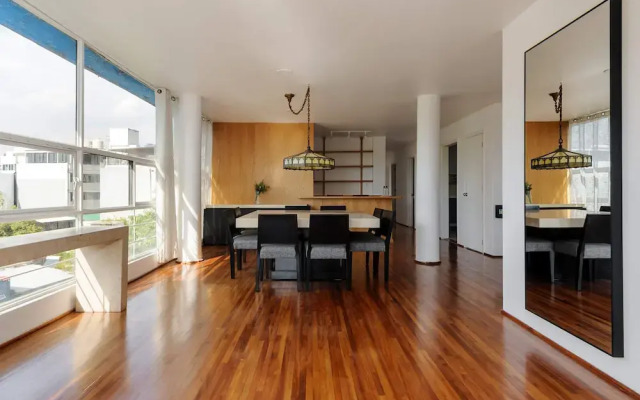 w Lovely 3BR w Fantastic Balcony in Condesa