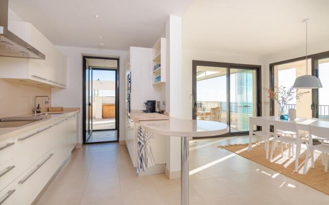 370766 - Luxurious Penthouse With Spa Area