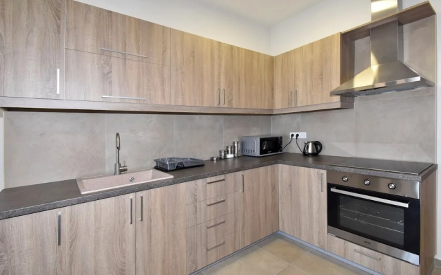 Aparthotel by Luxe Group KO16