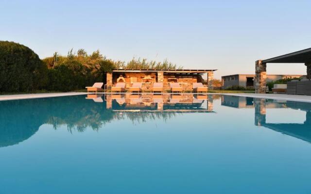 Sea front 2 bed house next to kite sports