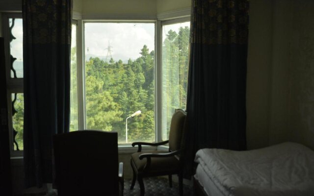 Green Hilton Hotel Shangla