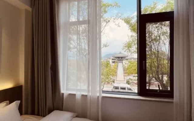 717 Business Hotel （High-speed Railway Station)