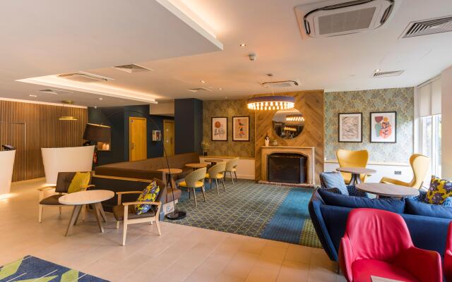 Holiday Inn Cambridge by IHG