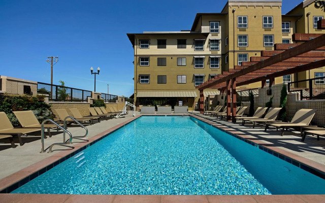 Oxford Suites Paso Robles
