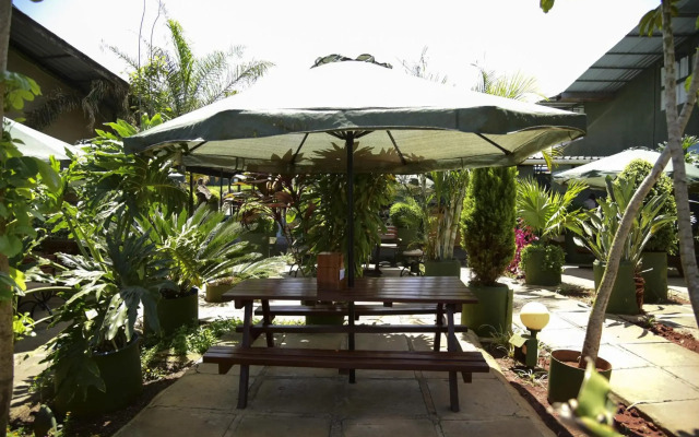 Stedmak Gardens And Recreation Centre