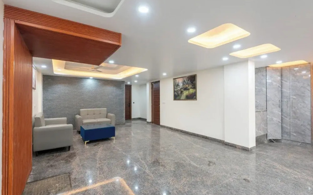 Saavi Hotel Sector- 45