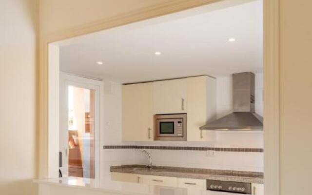 Viñas del Golf 2225