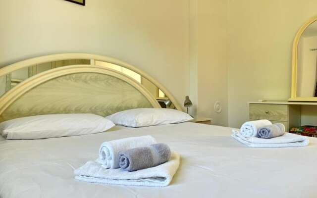 Lemon Tree Apartments