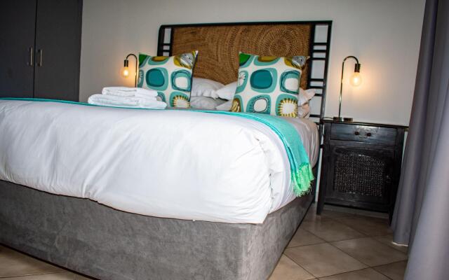 Orange Love Paradise Guest House