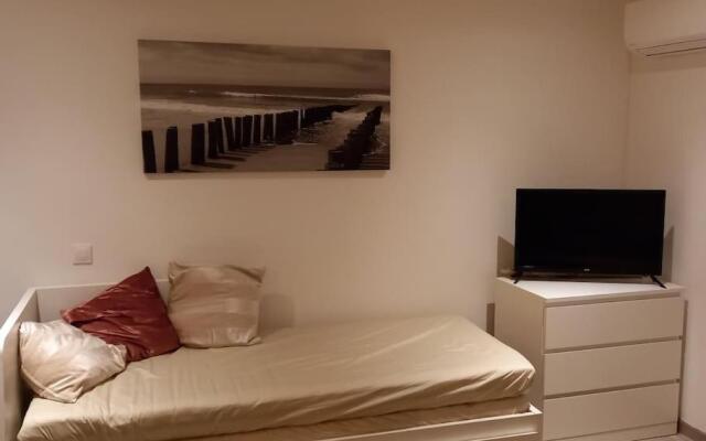 cosy studio clim mer 1mn