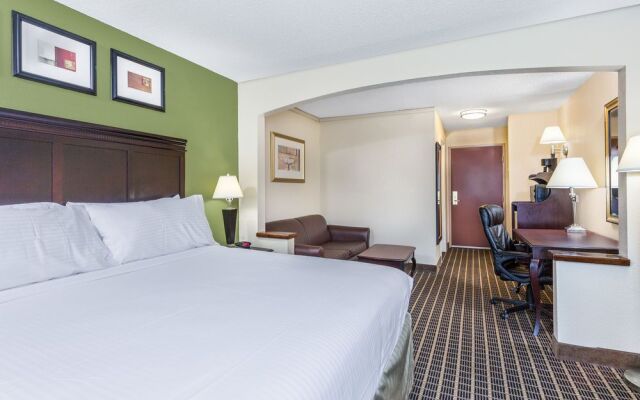 Holiday Inn Express South Boston