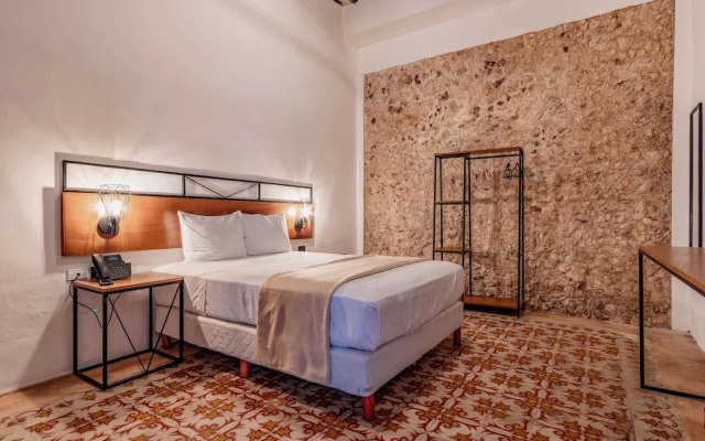 Hotel H.O.