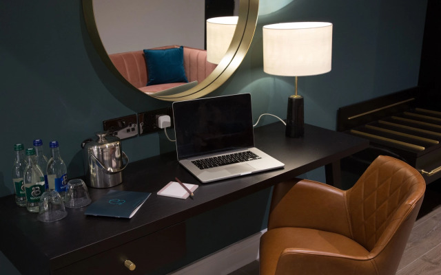 The Bedford Townhouse & Café