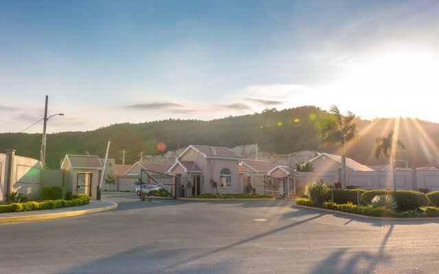 Casa Voilet Golf Retreat