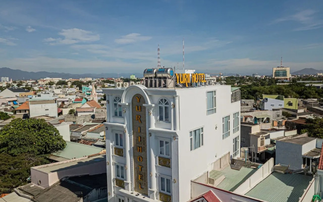 Yurii Hotel