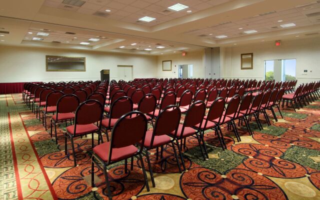 Hilton Garden Inn St. Charles