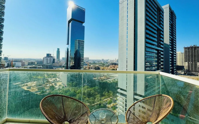 Venduras -Bright Studio Hameni Tower JVC