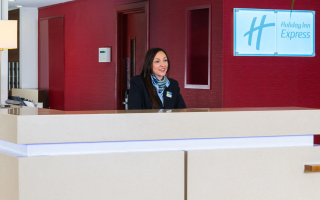 Holiday Inn Express Exeter East by IHG
