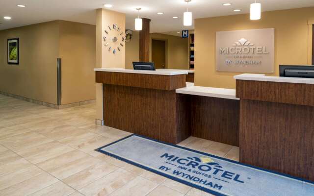 Microtel Inn & Suites by Wyndham Red Deer