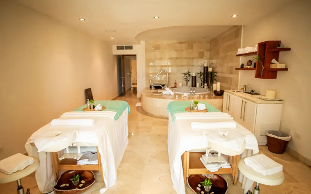 Casa Colonial Beach & Spa