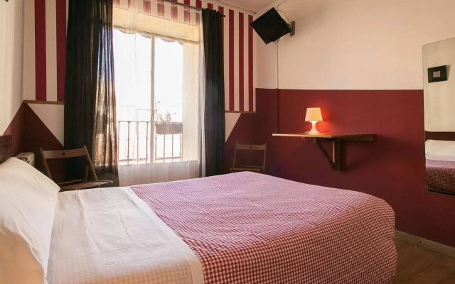 Hostal La Casa de la Plaza