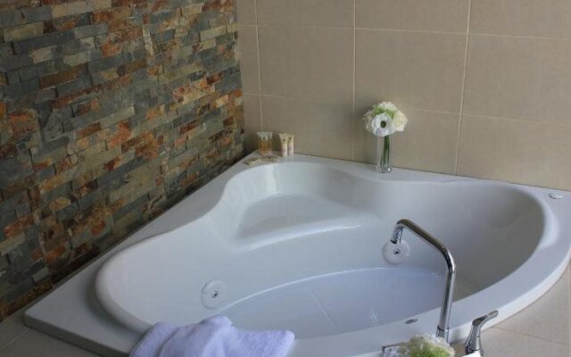 Timeless Hotel Boutique