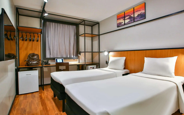 ibis Copacabana Posto 2 Hotel