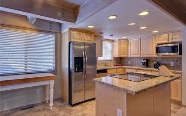 1120 Empire Avenue Private Home by Alpine Ski Properties