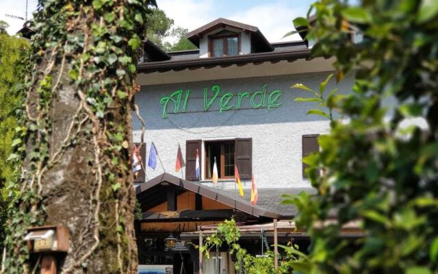 Hotel B&B "Al Verde"
