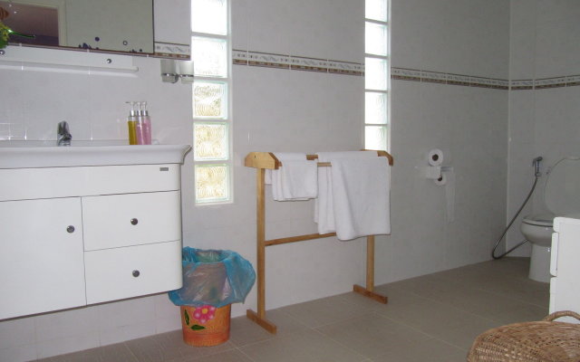 One D Homestay