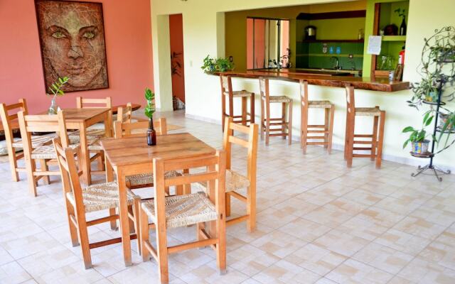 Hostal San Pancho - Hostel