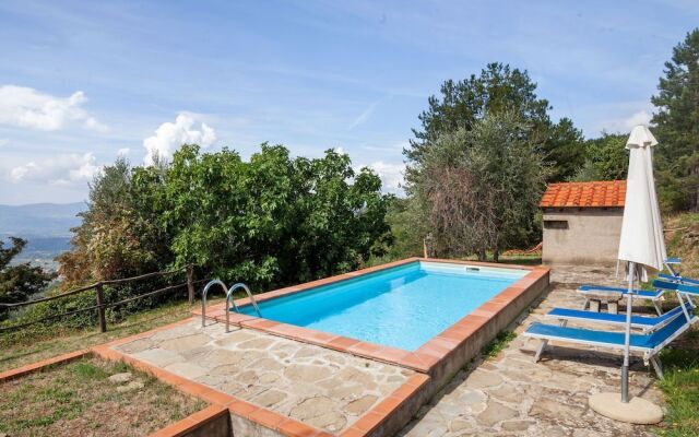 Belvilla by Oyo Flat in Farmhouse With Pool