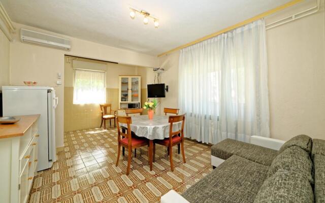 Apartments Andrea 193