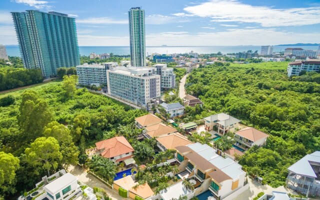 PARADISE Pool Villa Pattaya in Tropicana Village