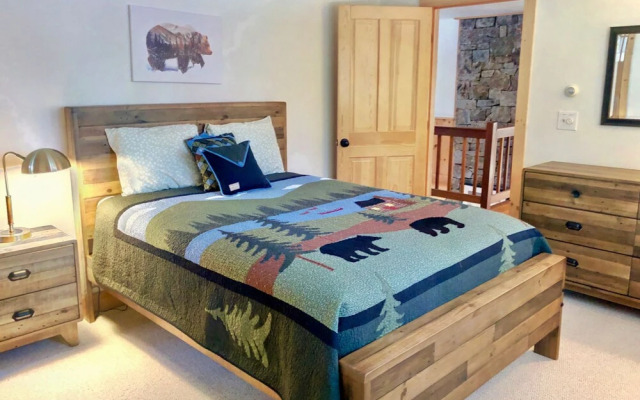 Lake Retreat by Bretton Woods Vacations