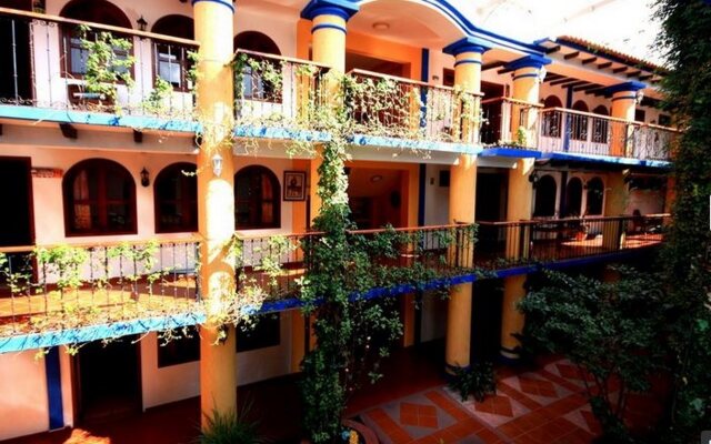 Hotel Jardines del Carmen