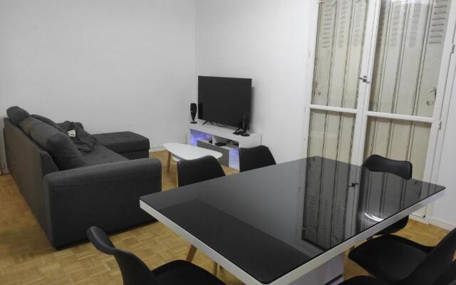 Appartement 70m² Pierrelatte Cosy, NETFLIX+WIFI
