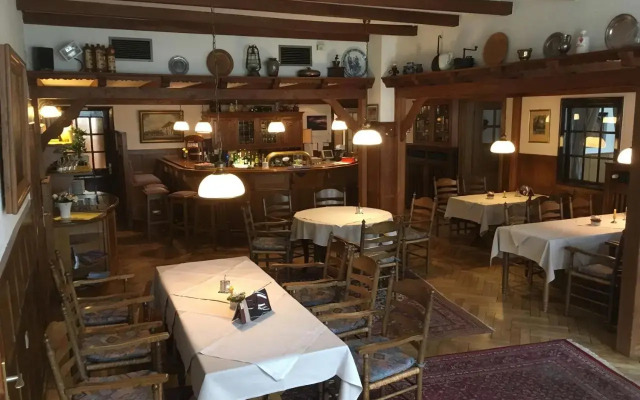 Hotel Neuenburger Hof